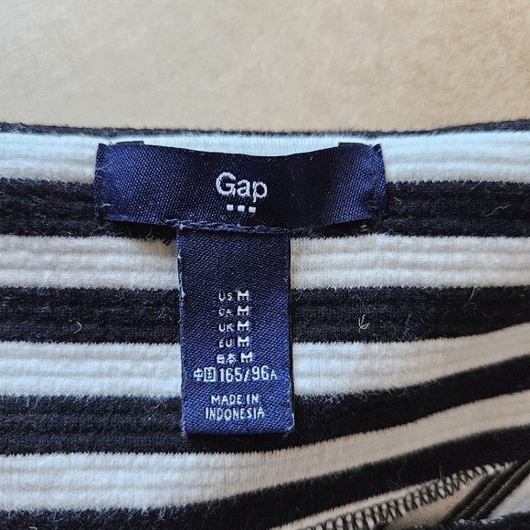 Black and White Striped Short Sleeve Gap Dress Size Medium - Picture 4 of 4